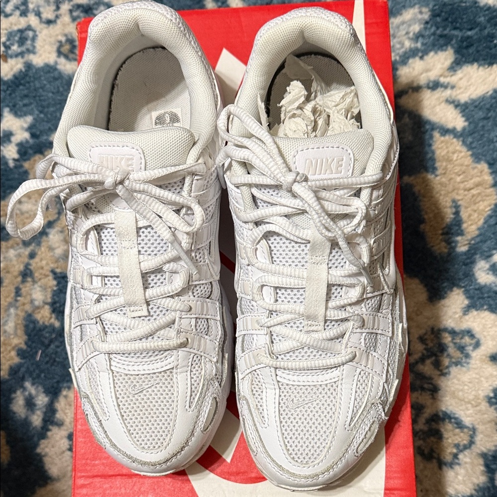 Boys Nike P-6000 White Leather Low-Top Sneakers